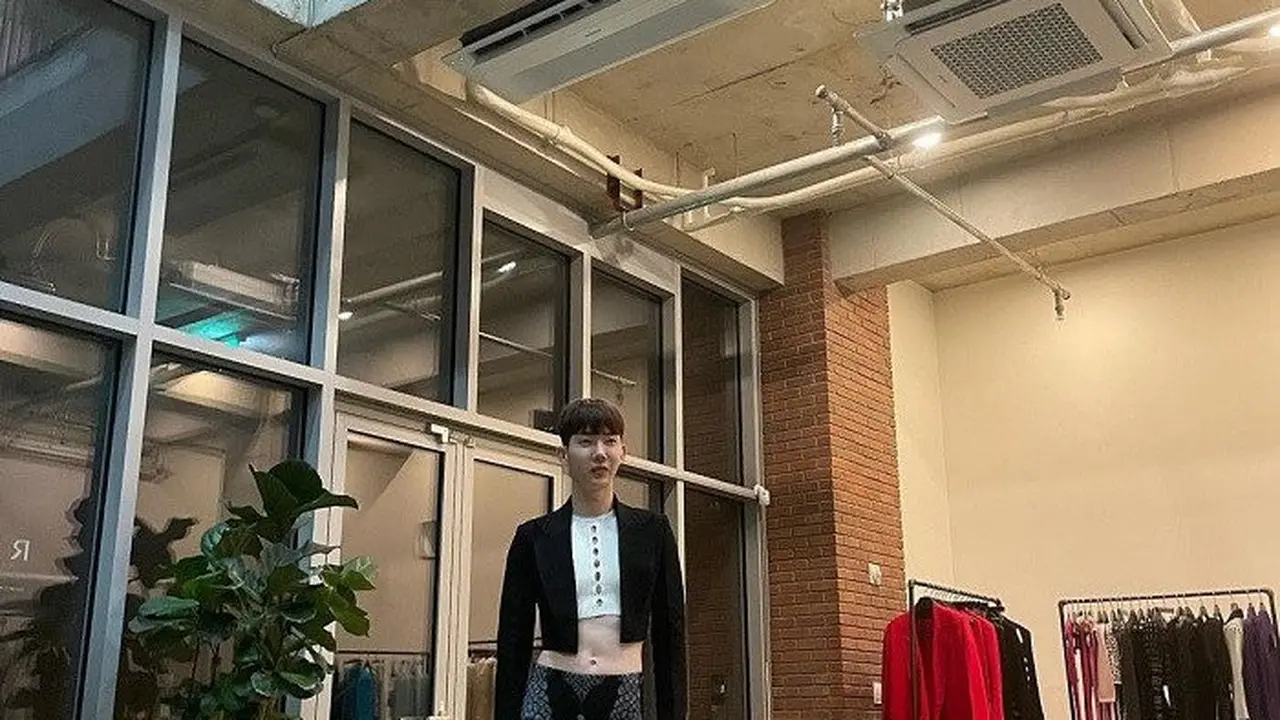 Jo Kwon pakai Heels