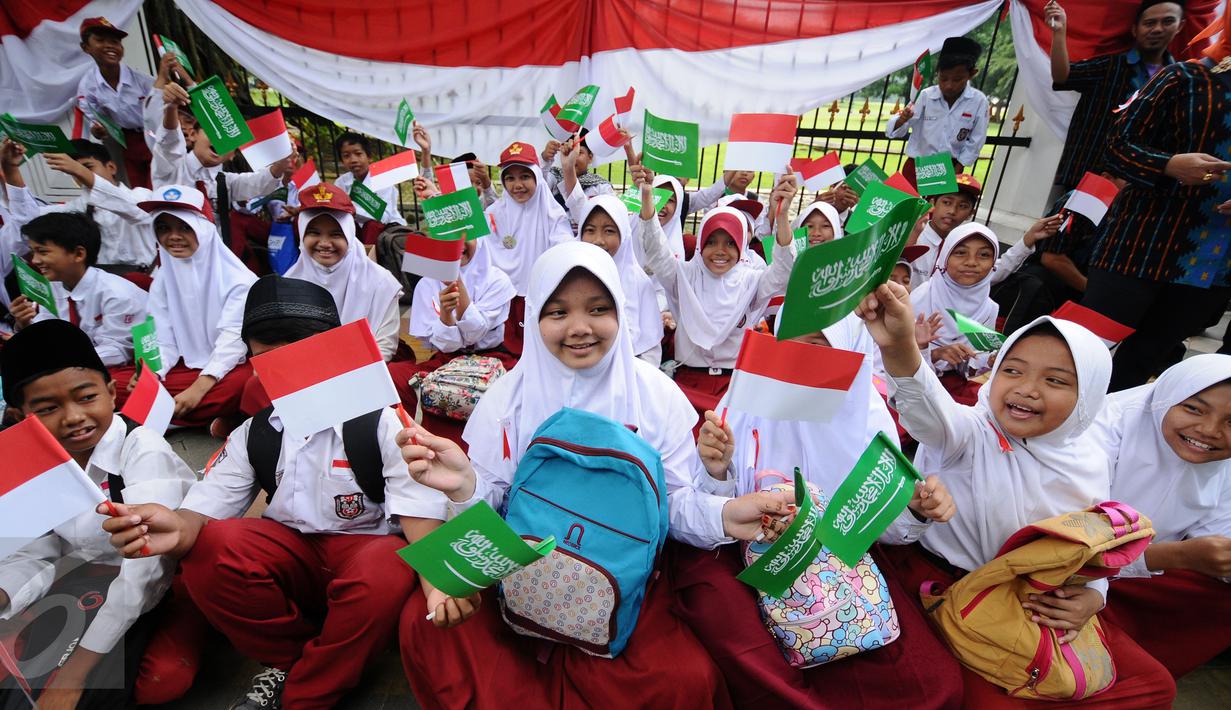 Pelajar SD Kota Bogor Siap Sambut Kedatangan Raja Salman Foto