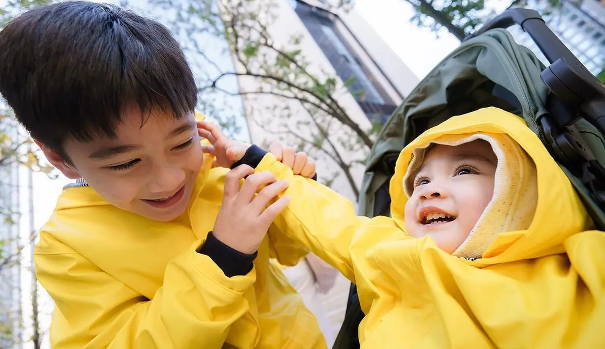 Menarik, karena Raffi dan Nagita membawa kedua anaknya, Rafathar dan Rayyanza. [Foto: Instagram/raffinagita1717]