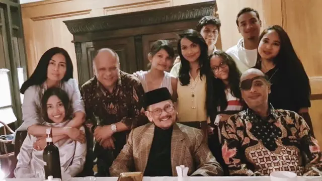 Cucu Habibie