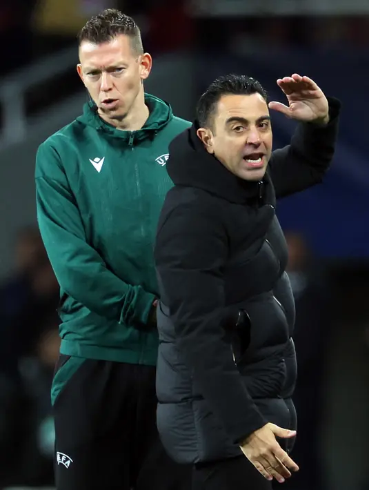 Dan akhirnya, manajemen Barcelona memutuskan untuk mendepak pelatih berusia 44 tahun tersebut. (LLUIS GENE / AFP)