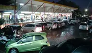 Rest area di Jalan Tol Jagorawi KM 21, Bogor. (Liputan6.com/Bima Firmansyah)