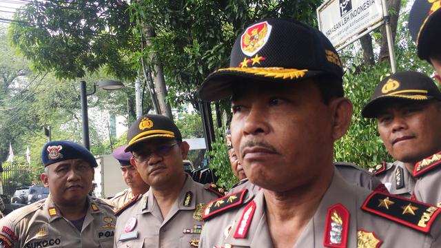 Kapolda Metro 2 Sketsa Penyerang Novel Baswedan 90 Persen Akurat News Liputan6 Com Tni ad dan marinir/tni al. liputan6 com