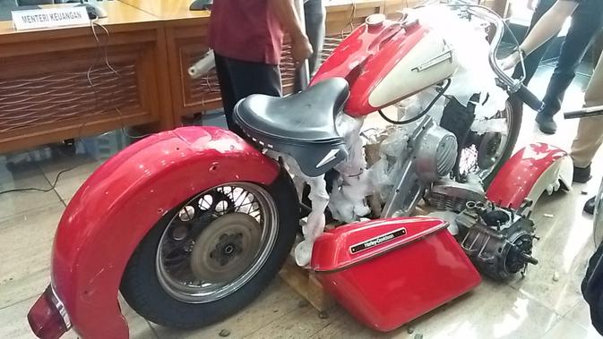 Onderdil Harley yang diangkut Garuda Indonesia (dok: Merdeka.com)