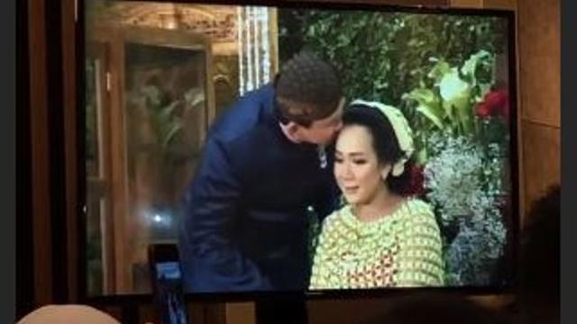 Ahok bersama Puput Nastiti Devi (Foto: Instagram/@fdphotography90)