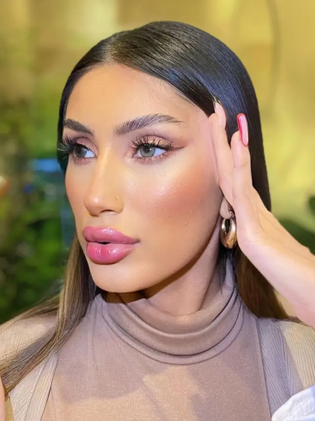 Manar Nadeem Deyani alias Jess Deyani, wakil Bahrain dalam Miss Universe 2021 (Foto: Instagram/@jessdeyani)