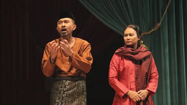 [Fimela] Nyanyian Sunyi Revolusi