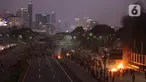 Pengunjuk rasa memenuhi ruas jalan Gatot Subroto dan Jalan Tol Dalam Kota di sekitar gedung MPR, DPR, dan DPD RI, Jakarta, Kamis (22/8/2024). (Liputan6.com/Angga Yuniar)