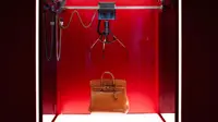 Mesin Capit Tas Hermes Birkin di NYFW 2026 yang Tidak Mungkin Dimenangkan