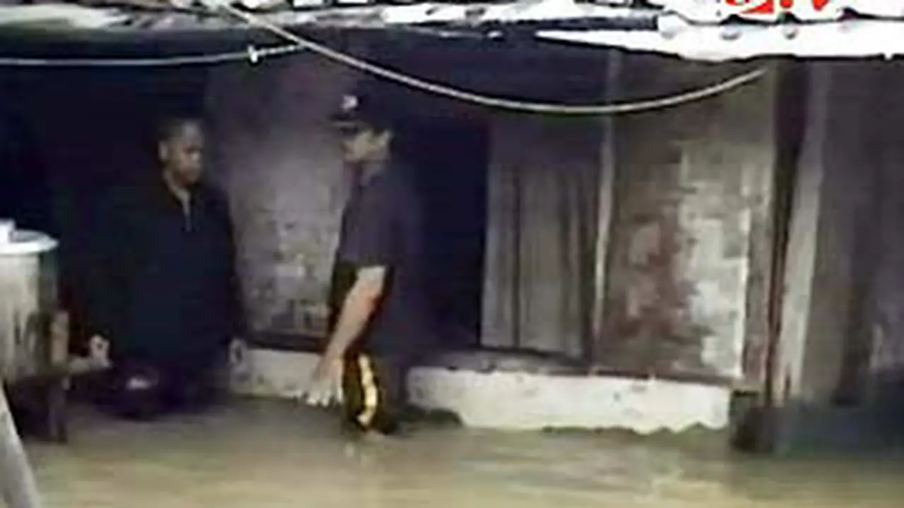 120408arendam_serang.jpg