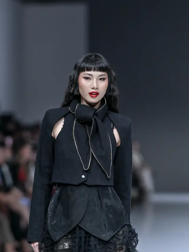 Tak Cuma Busana, Jakarta Fashion Week 2025 Hadirkan Tren Gaya Rambut untuk Travelling, Ngantor, hingga Hangout