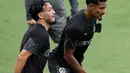 <p>Musim lalu, PSG dan Dortmund sama-sama terhenti di babak 16 besar. (Photo by FRANCK FIFE / AFP)</p>