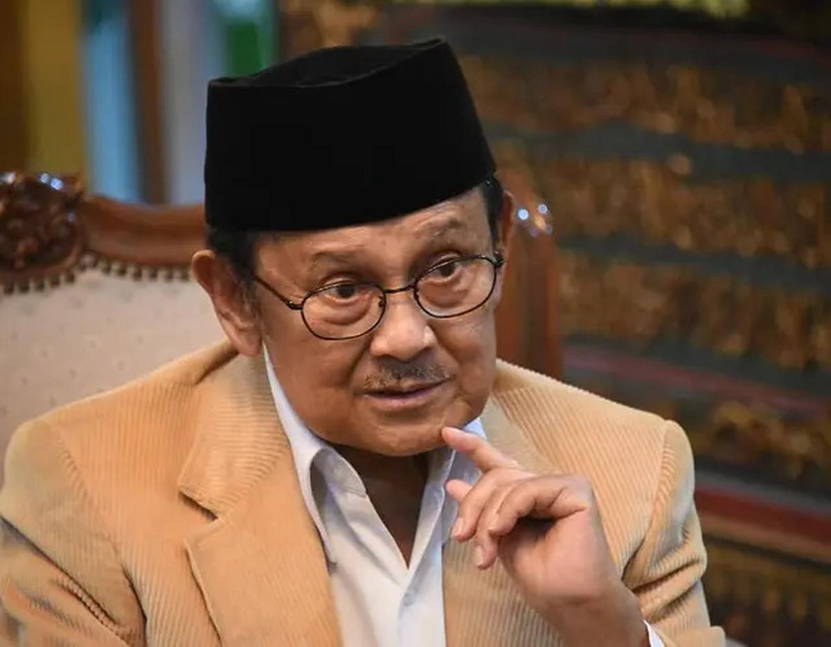 Biografi BJ Habibie, Presiden ke-3 yang Dijuluki Bapak Teknologi Indonesia
