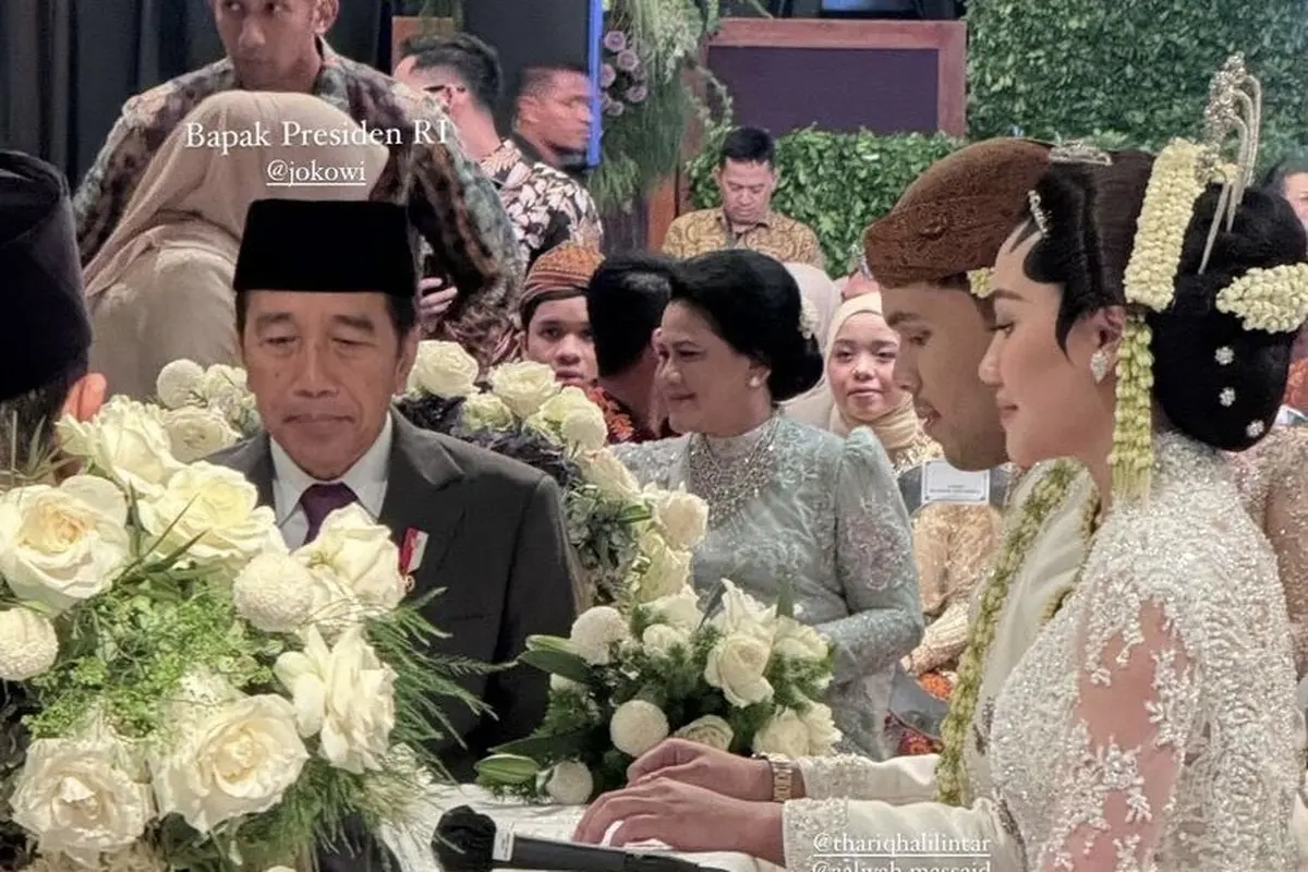 Jokowi sebagai saksi pernikahan Aaliyah Massaid dan Thariq Halilintar