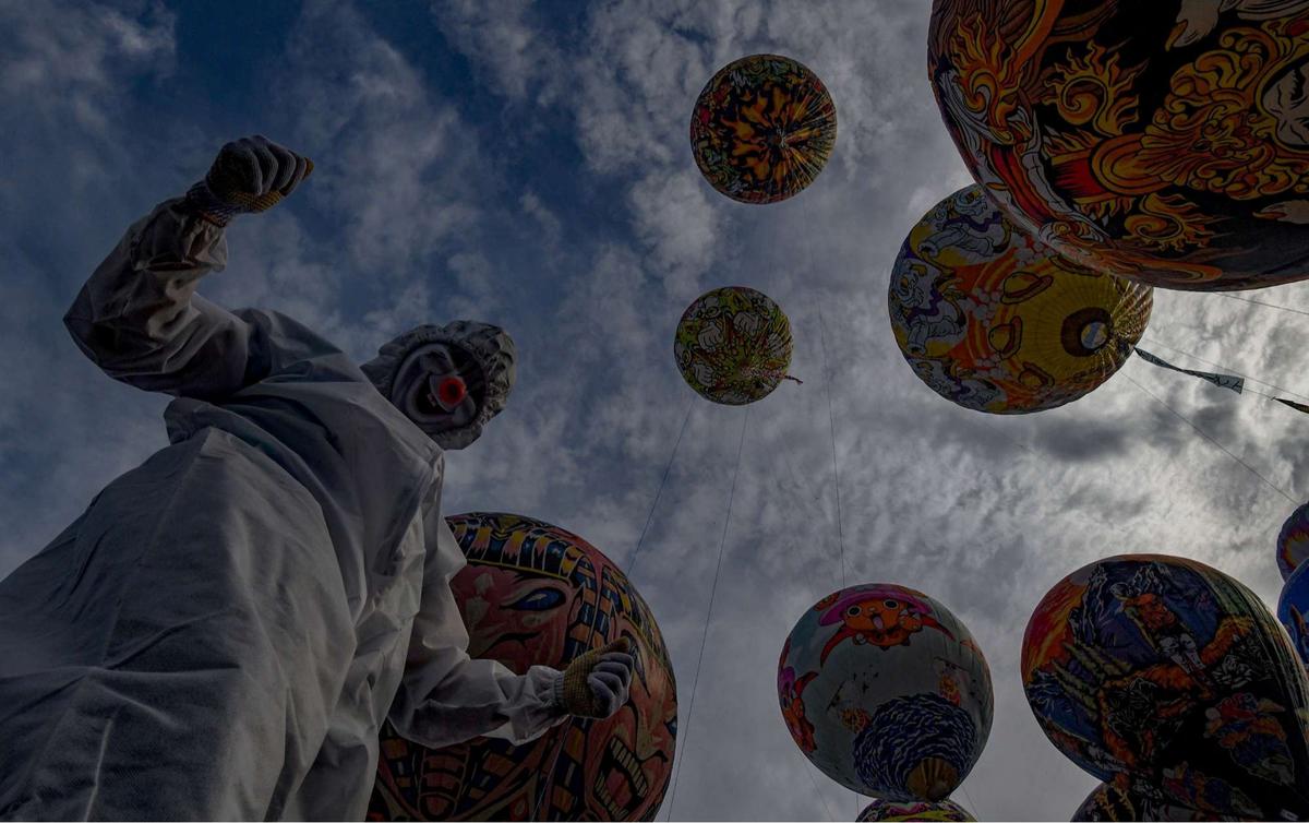 Keindahan warna-warni balon udara di Wonosobo