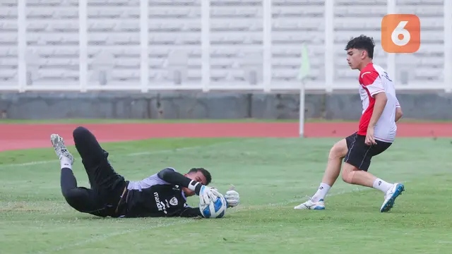 Foto: Kompaknya Baker Bersaudara Saat Sesi Latihan Timnas Indonesia U-20