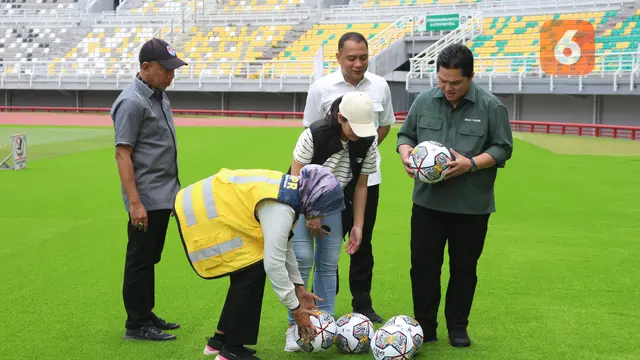 FOTO Erick Thohir Sidak Stadion Gelora Bung Tomo
