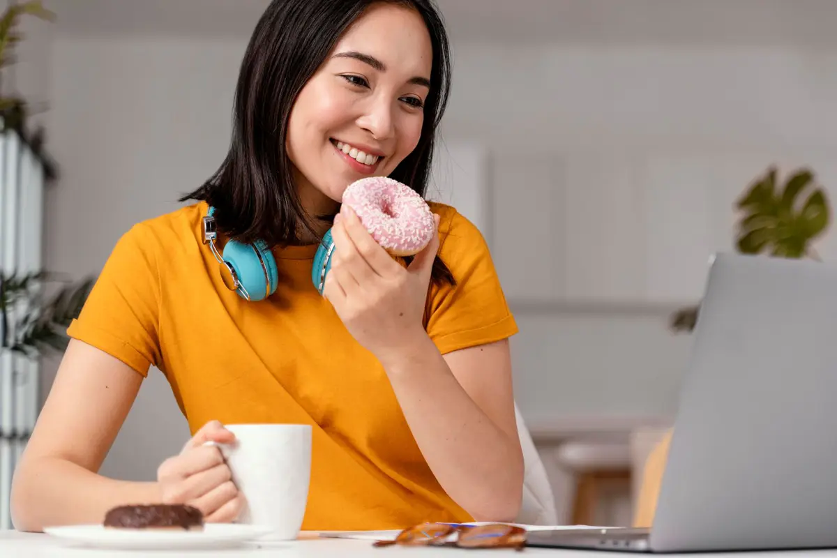 Tips Menerapkan One Bite Rule untuk Mengurangi Gula Tanpa Stres dan Tetap Bisa Menikmati Makanan Manis