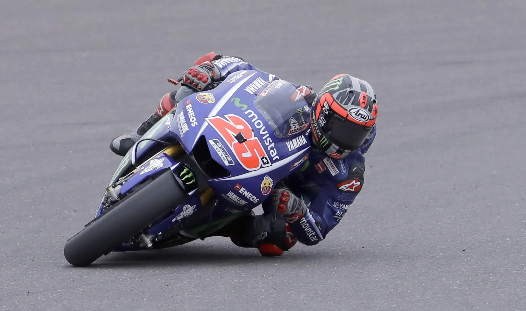 Maverick Vinales tampil sebagai yang tercepat dalam sesi tes di Sirkuit Jerez, Senin (8/5/2017). (AP Photo/Natacha Pisarenko)