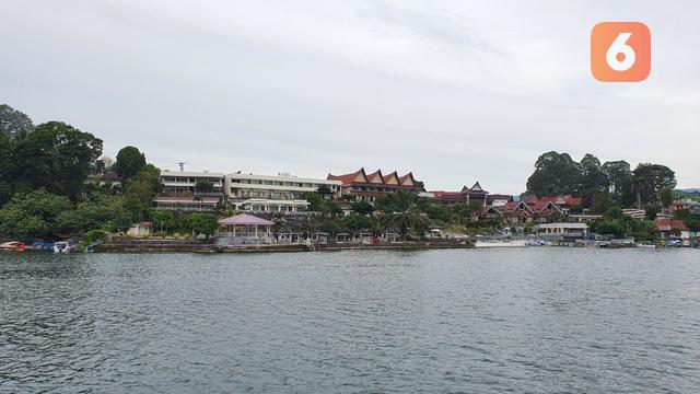 Danau Toba di Parapat, Simalungun, Sumatera Utara