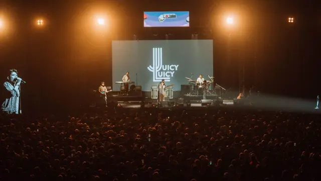 Mawar de Jongh tampil spesial di konser Juicy Luicy.
