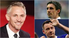 Beberapa pemain memiliki beberapa kebiasaan dan ritual aneh saat akan merumput. Diyakini hal tersebut dilakukan demi bermain baik dan membrikan kemenangan bagi tim yang dibela. (Kolase foto-foto AFP)