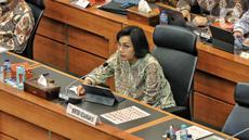 Menteri Keuangan Sri Mulyani saat mengikuti rapat kerja pemerintah dengan Banggar DPR di Kompleks Parlemen, Senayan, Jakarta, Rabu (14/9/2022). Rapat tersebut membahas postur sementara RUU APBN TA 2023. (Liputan6.com/Angga Yuniar)