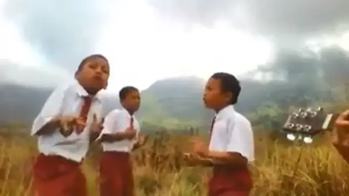 Ternyata Ini Alasannya Kenapa Anak Medan Suaranya Keren-keren!