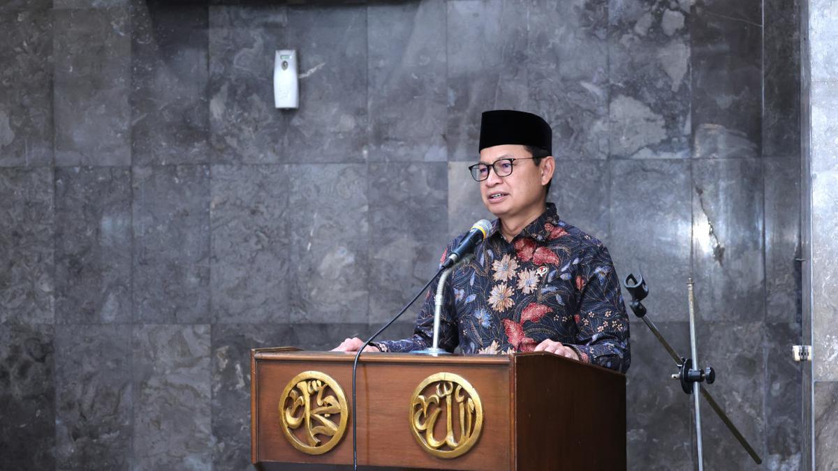 Kepala BPOM Taruna Ikrar Gabung Rombongan Amirul Hajj, Misi Kesehatan di Tanah Suci