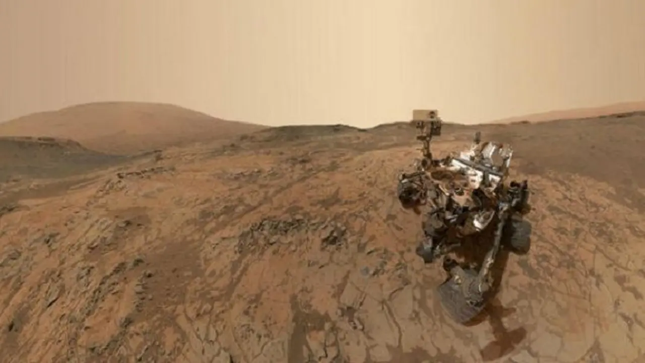 Menguak Misteri `Sendok Terbang` di Planet Mars