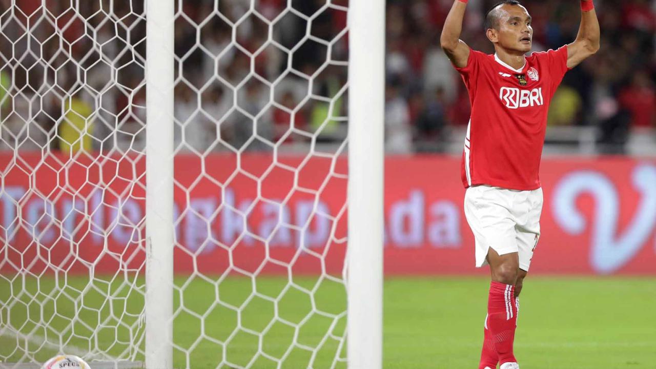 FOTO: Hujan Gol di SUGBK: Oxford United Libas Indonesia All Star 3-6 di  Laga Perdana Piala Presiden 2025