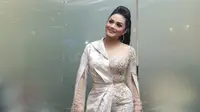 Pakai Mantel Bulu, Krisdayanti Diingatkan Warganet
