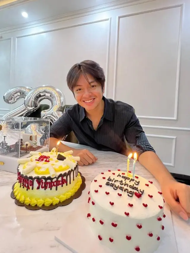 Angga Yunanda kini genap berusia 23 tahun