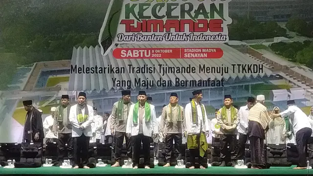 Ribuan Pegiat Pencak Silat Pecahkan Rekor MURI