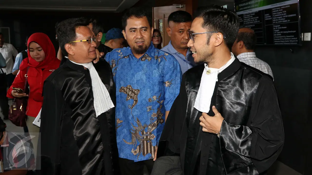 20160831-Kakak Saipul Jamil Dengarkan Dakwaan Jaksa KPK-Jakarta