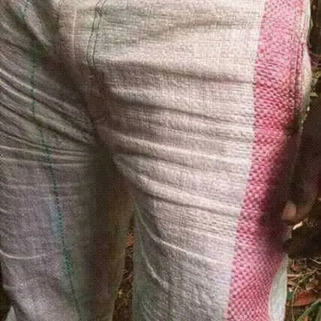 6 Desain Celana Ini Nyeleneh Banget, Bikin Gagal Paham