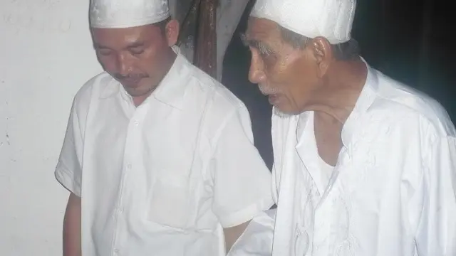 Pengasuh Ponpes Kauman KH Zaim Ahmad dan KH. Maimun Zubair