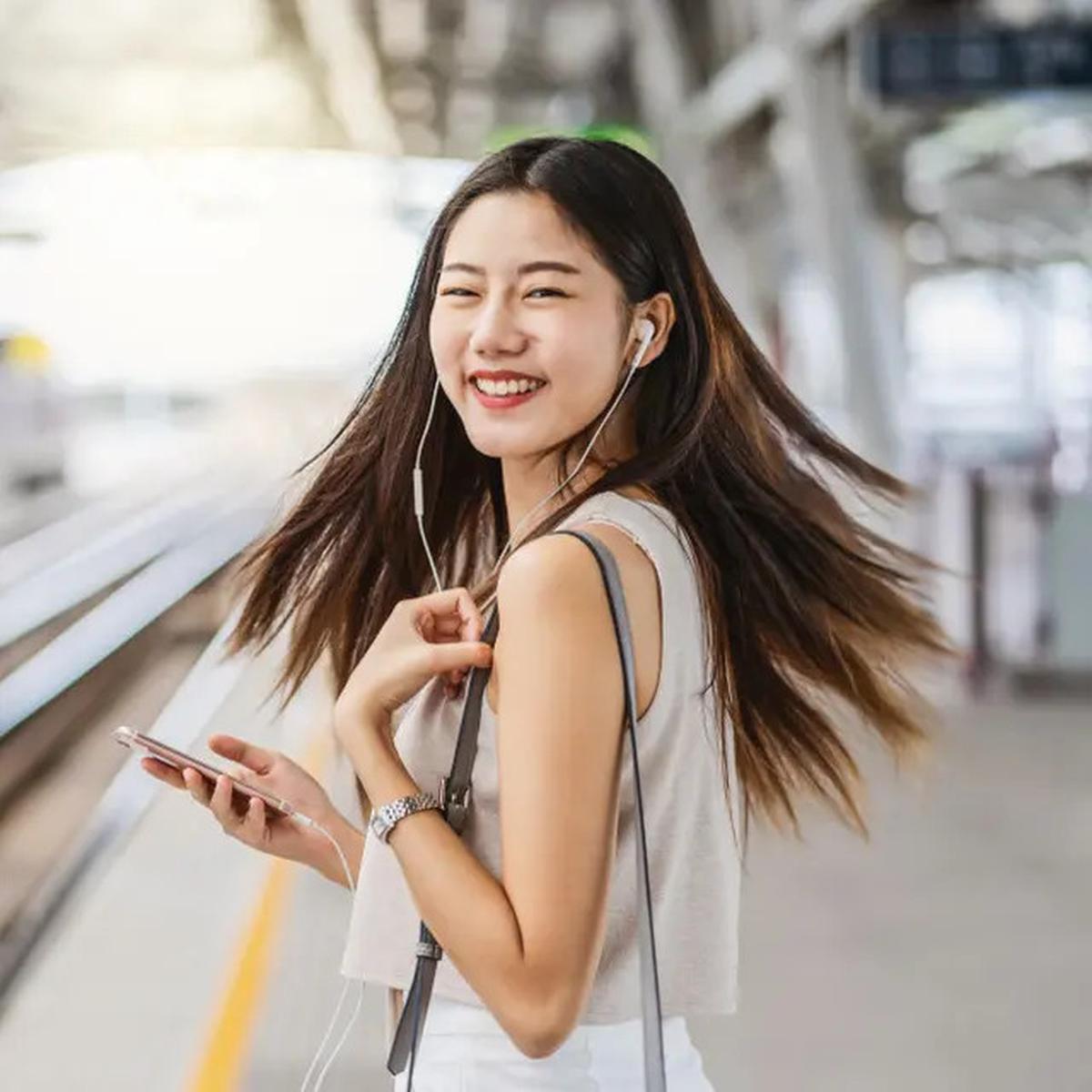 Kenali Sikap Perempuan yang Dapat Membuat Pria Betah dan Tertarik Lebih Lama