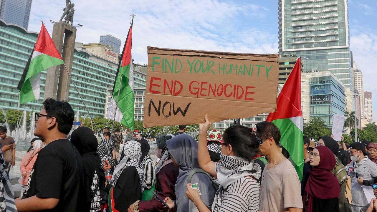 FOTO: Aksi Solidaritas Gerakan Global March to Gaza di Bunderan HI