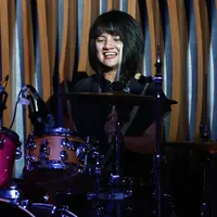 Fusion Stuff (Deki Prayoga/bintang.com)