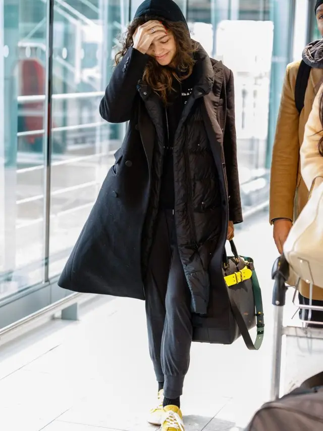 [Bintang] Tampilan Tas Bisa Terlihat Lebih Trendy dengan Detail Sabuk Ini