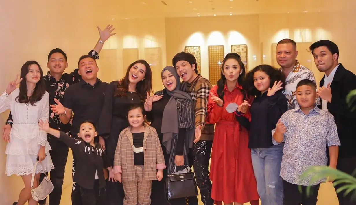 Amora Lemos dan Arsy Hermansyah (Instagram/ashanty_ash)