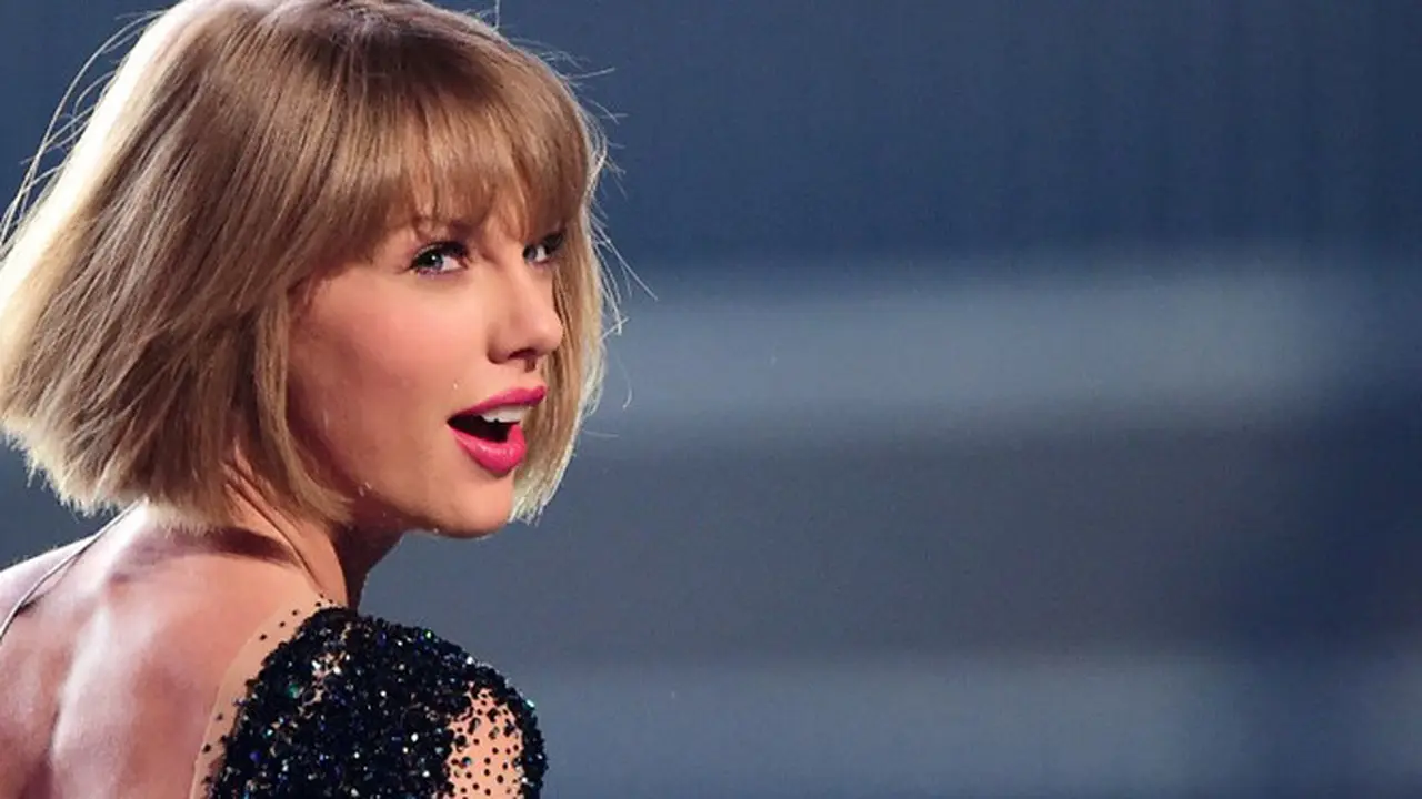 [Bintang] Taylor Swift