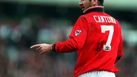 Alasan MU Pertahankan Cantona Usai Tragedi Tendangan Kung Fu