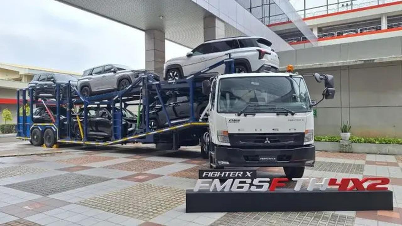 Mitsubishi Fuso Fighter X FM65F Tractor Head Meluncur, Harga Rp 900 Jutaan
