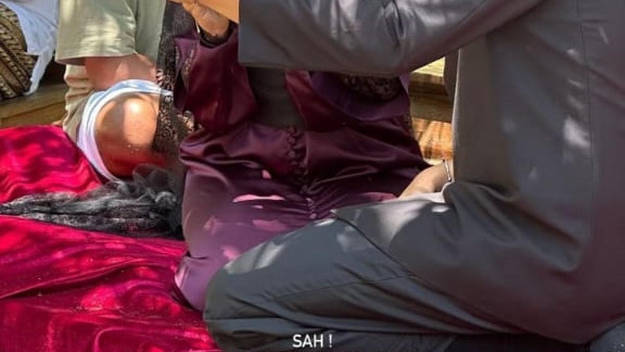 7 Potret Pernikahan Keenan Pearce dengan Tasha Serena, Digelar dengan Konsep Intimate Wedding - Bahagia Pamerkan Buku Nikah