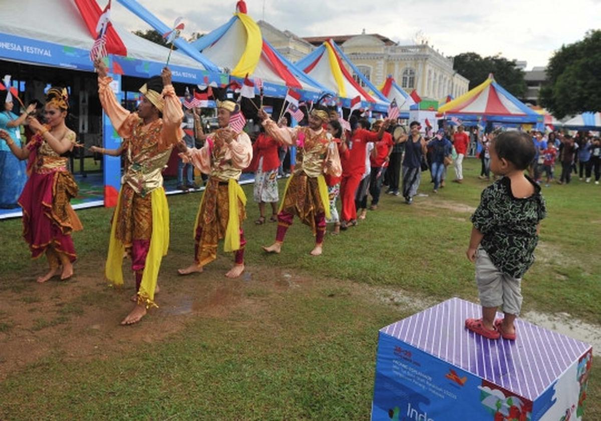 Kemeriahan pembukaan Indonesia Festival 2015 di Penang