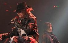 Bawakan 'Indonesia Raya', Guns N Roses 'Bakar' penonton