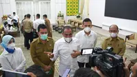 Gubernur Sumatera Utara, Edy Rahmayadi, saat memberikan keterangan kepada para jurnalis
