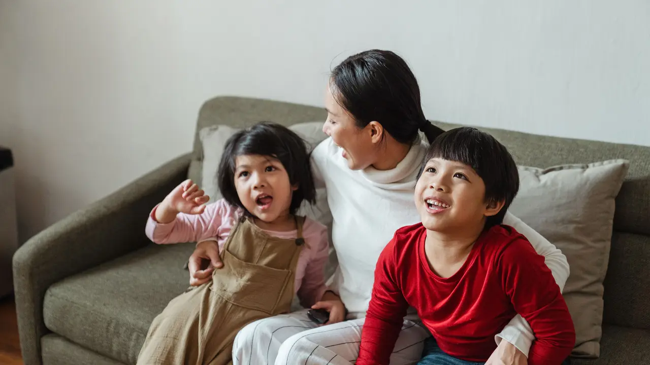 Bukan Hanya Membuat Sedih, Ini Dampak Jangka Panjang Mempermalukan Anak di Depan Umum